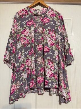 Umgee Floral Top- Pink on Gray